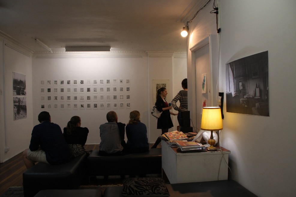 Crowd look at works